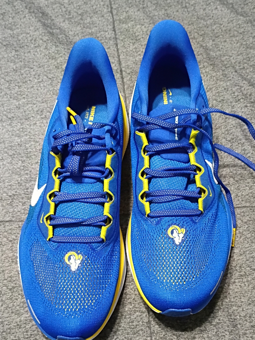 La Rams Nike Blue Athletic Running Shoes with Yellow Accents